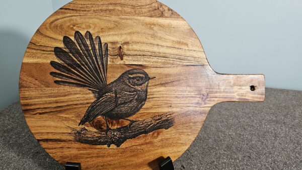 Pīwakawaka - Fantail Branch - Image 2