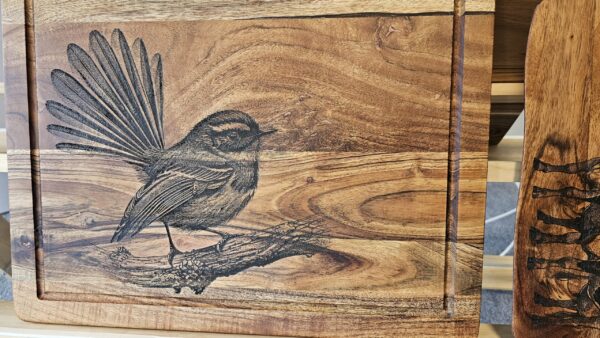 Pīwakawaka - Fantail Branch - Image 3
